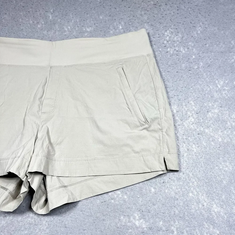 Athleta Shorts Women Size 18 Beige Trekkie North High Rise Pull On 3.5